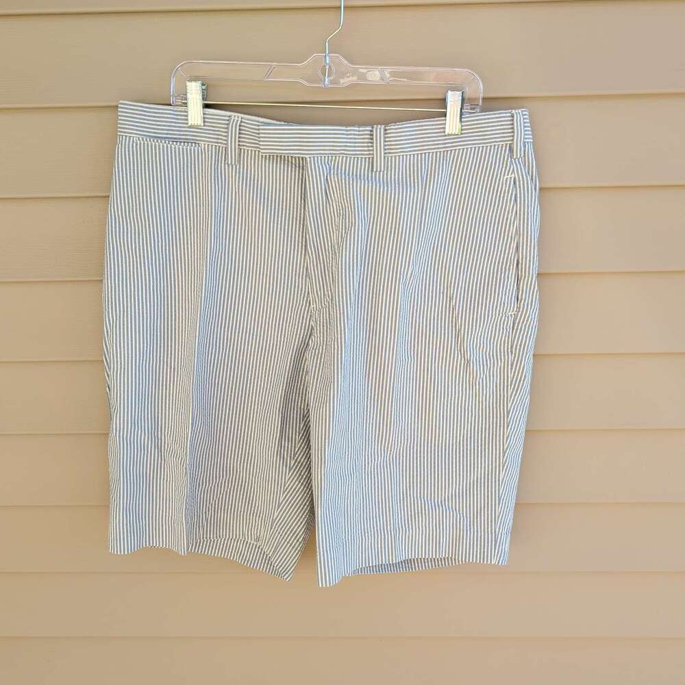 Polo Ralph Lauren Seersucker Shorts Mens 38 Blue White Striped Flat Front